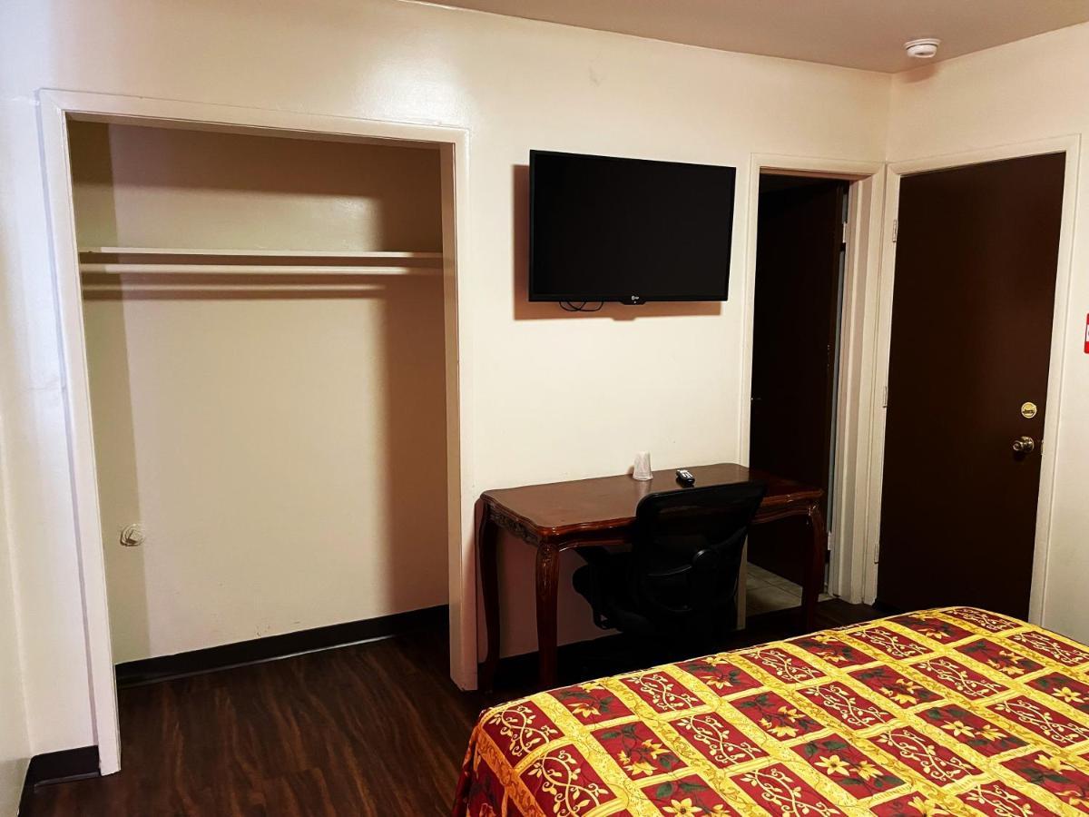 Lido Hotel 헌팅턴파크 외부 사진